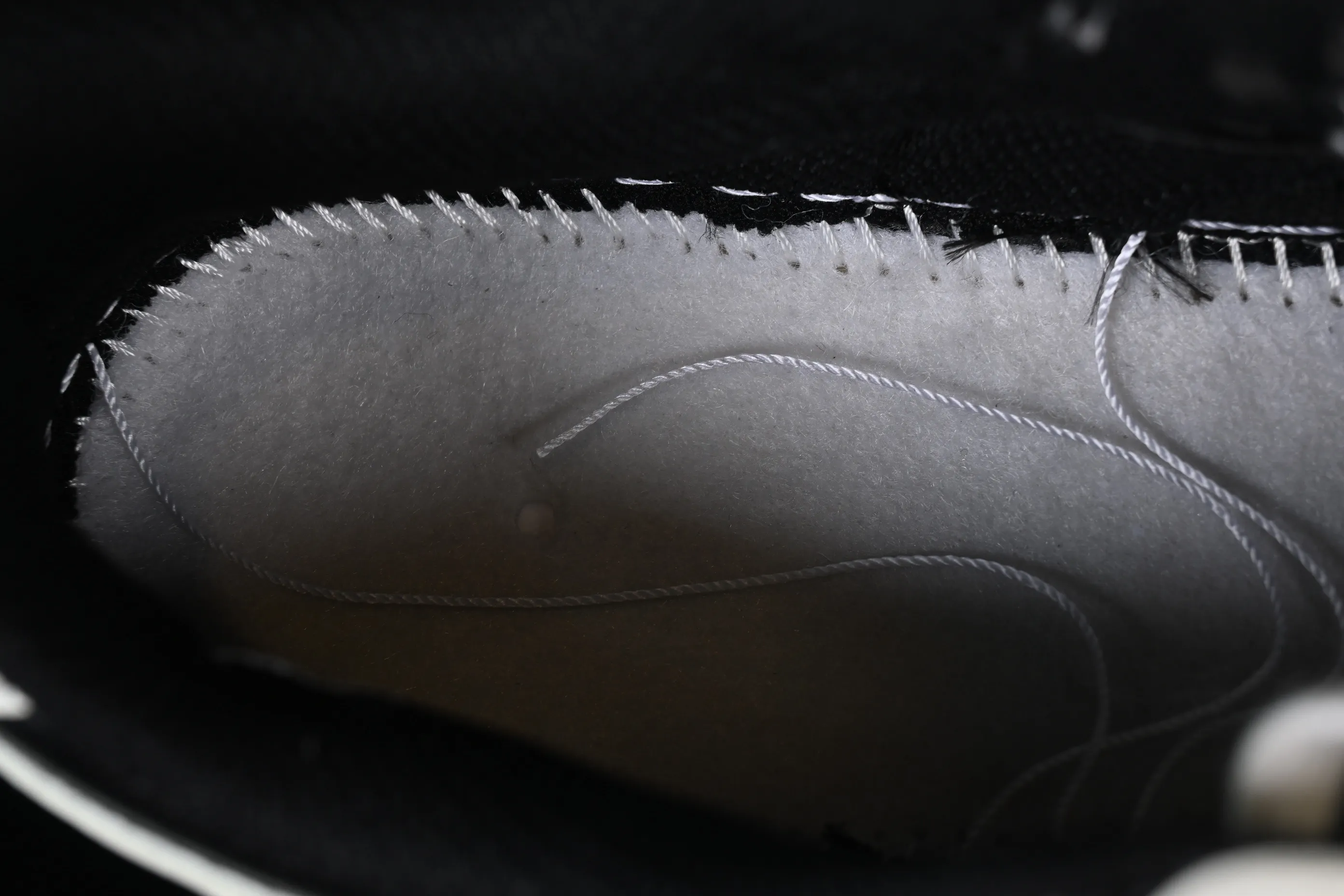 All Categories Nk SB Dunk Series Nk SB Dunk Low Low-top sneakers Customized large box Nk Dunk Low Panda Prank-Reverse Love SB strap low-top casual sneakers CW1590-100